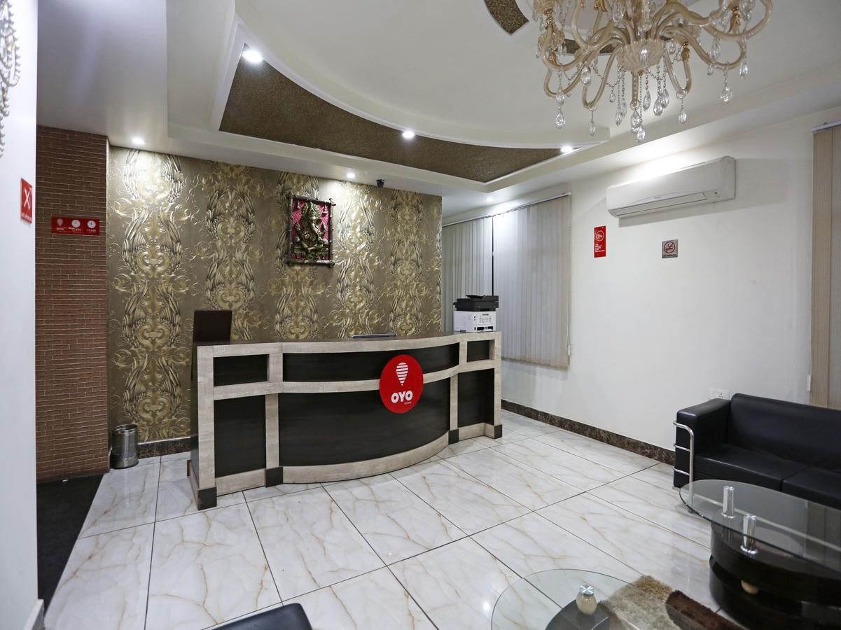 Oyo 4635 Sheetal Hotel Haldwāni Exterior photo